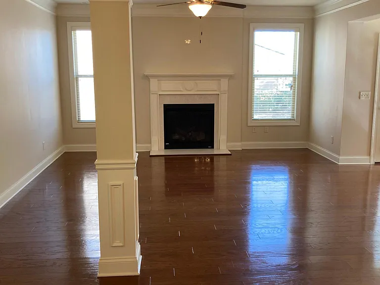 4610 Woodbine Way — Photo 7