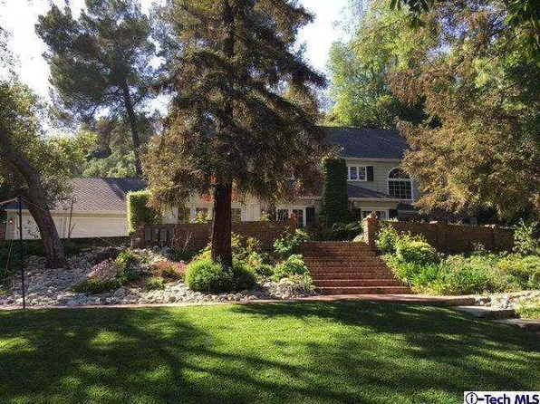 4071 Dover Rd, La Canada Flintridge, CA 91011