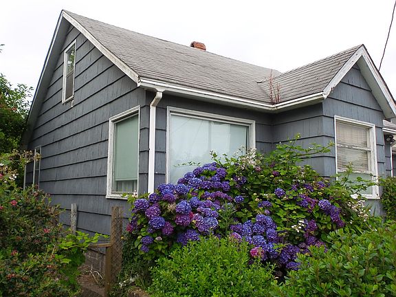 2nd image of 311 NE 2nd St