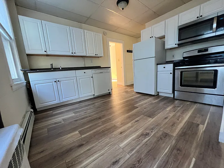 138 Hampshire St #2B — Photo 20