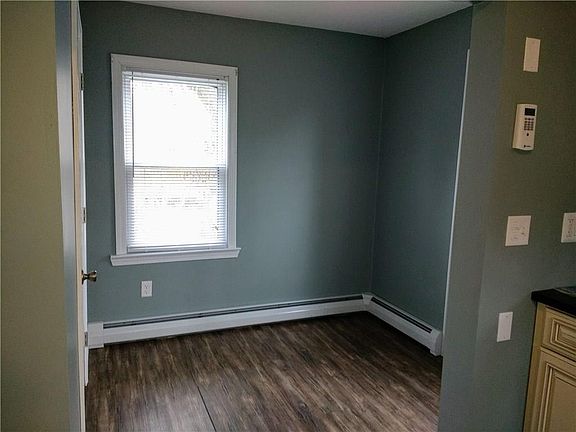 2nd image of 275 Harrington Ave