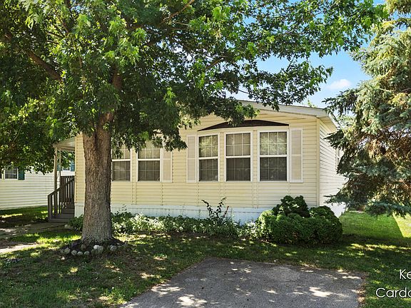 3rd image of 6633 Millstone Dr SE