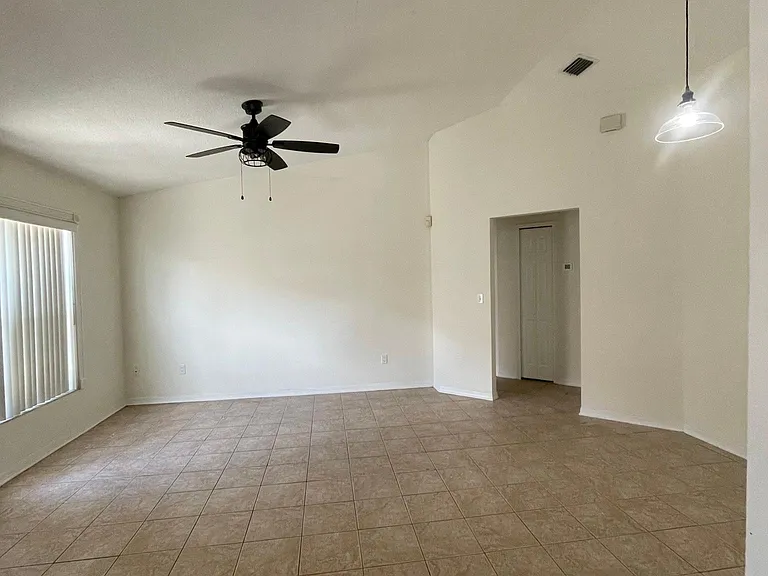 132 Burnsed Pl — Photo 23