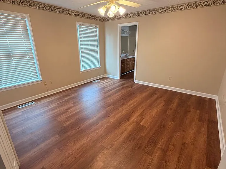 711 Marlin Ln — Photo 15