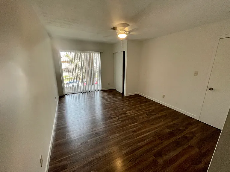 227 E 15th Ave #2B — Photo 6