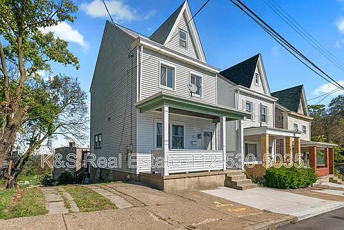1043 Mount Oliver St Photo 1