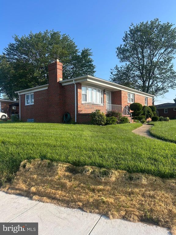 8300 Berkwood Ct, Baltimore, MD 21237