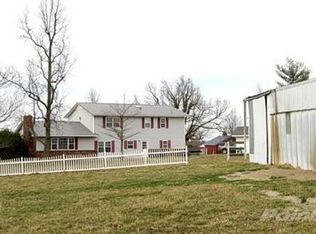 220 Hillview Dr, Marshfield, MO 65706