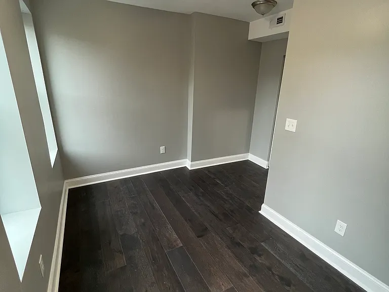 1808 Druid Hill Ave — Photo 6