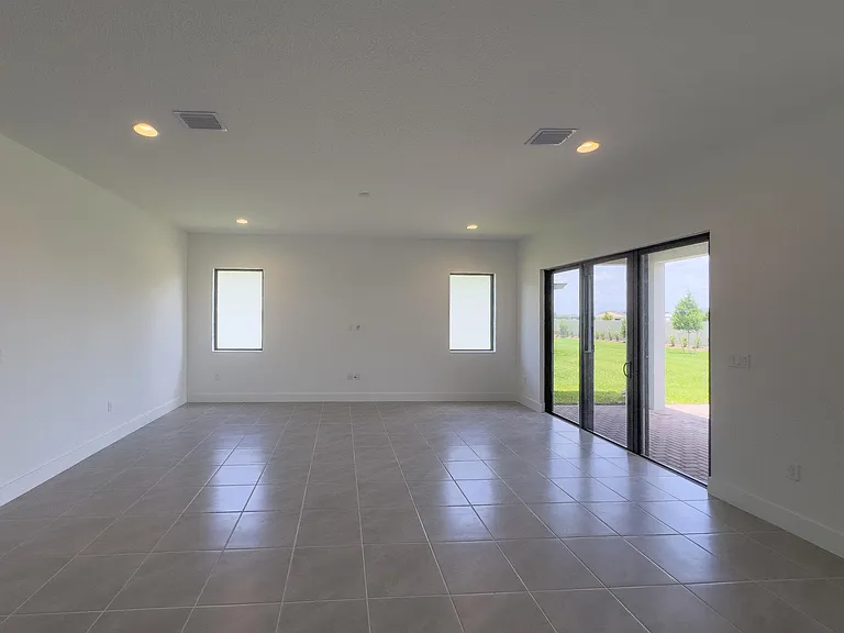 5286 Nevola Ave — Photo 7
