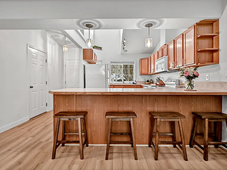 S Jessie Pl — Photo 12