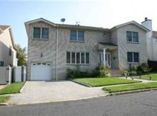 260 Grace Ave, Secaucus, NJ 07094
