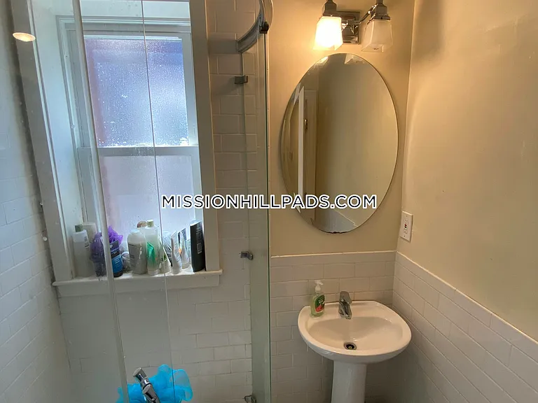830 Huntington Ave #3 — Photo 15