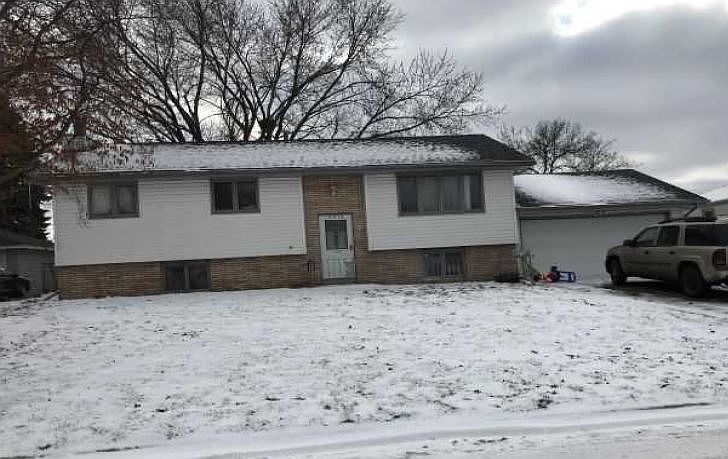 2nd image of 3219 67th Ave N