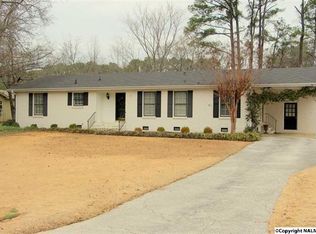 1810 Woodmont Dr SE, Decatur, AL 35601