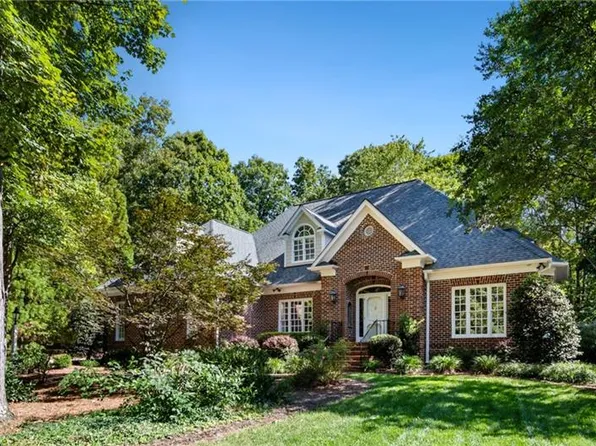 12 Provincetown Ct, Greensboro, NC 27408