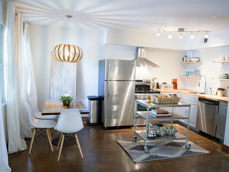 2124 Fairfax Ave #108 — Photo 1