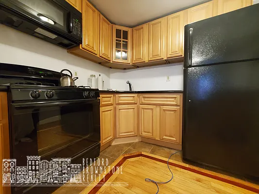 Rented by Bedford Brownstone Realty | media 14