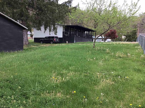 4th image of 407 Gall St