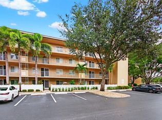 5749 Gemstone Ct APT 308, Boynton Beach, FL 33437