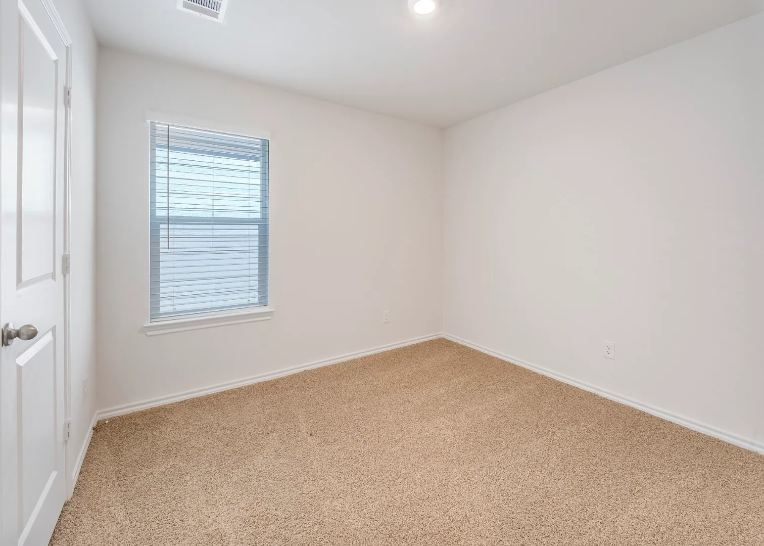 2015 Clay Street — Photo 3
