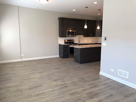 4th image of 355 Burkhardt Ct APT S