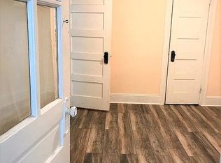 2022 37th St NW, Washington, DC 20007