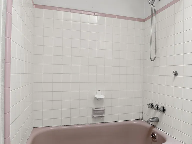 4026 Gideon Rd — Photo 10