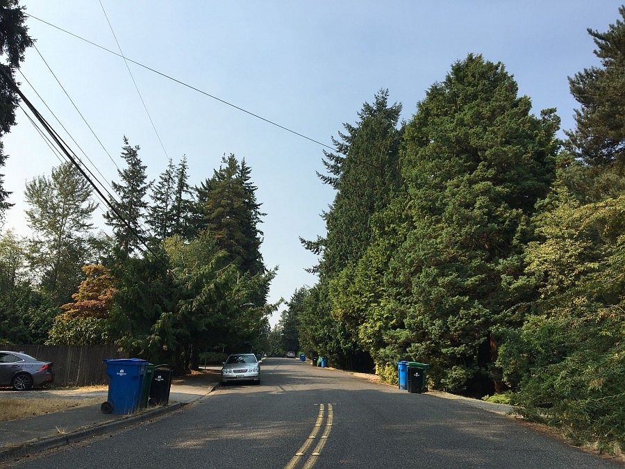 2nd image of 2020 NE 177th St