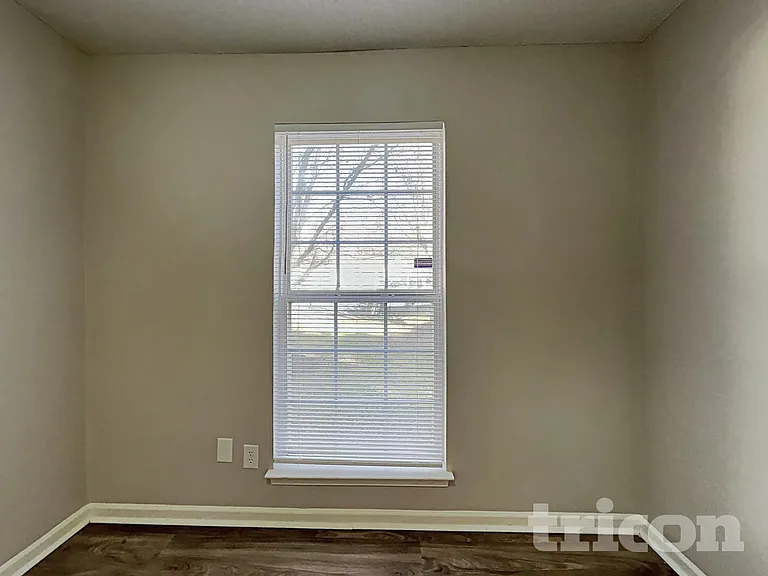 9408 Northwoods Forest Dr — Photo 13