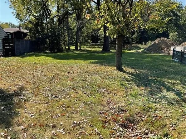 4532 Anderson Rd, South Euclid, OH 44121