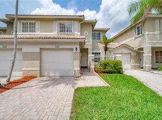 2285 NW 170th Ave, Pembroke Pines, FL 33028