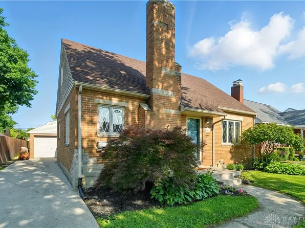 1023 Berkshire Rd, Dayton, OH 45419