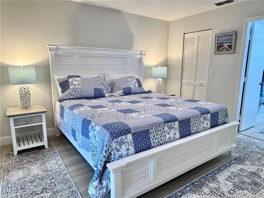 2 bed, 2.0 bath, 992 sqft, $3,500 — Photo 4