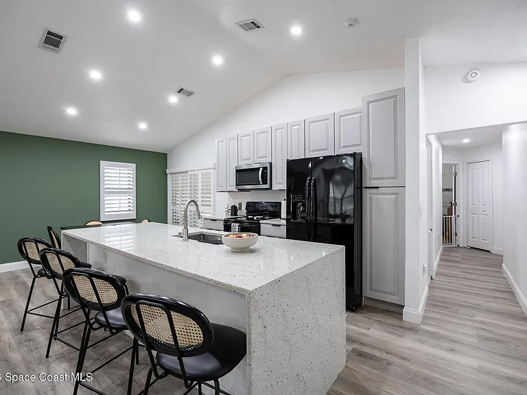 6655 Corto Rd — Photo 22