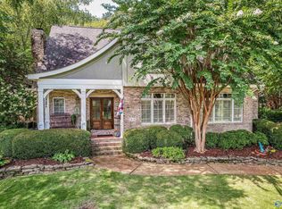 2416 Preston Ridge Dr SE, Brownsboro, AL 35741