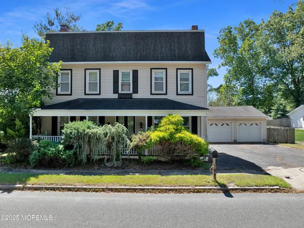 29 School Road W, Marlboro, NJ 07746