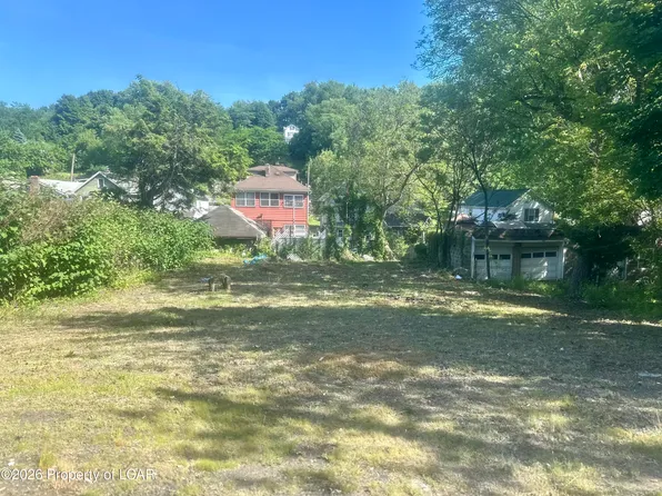 307 N River St, Wilkes Barre, PA 18702