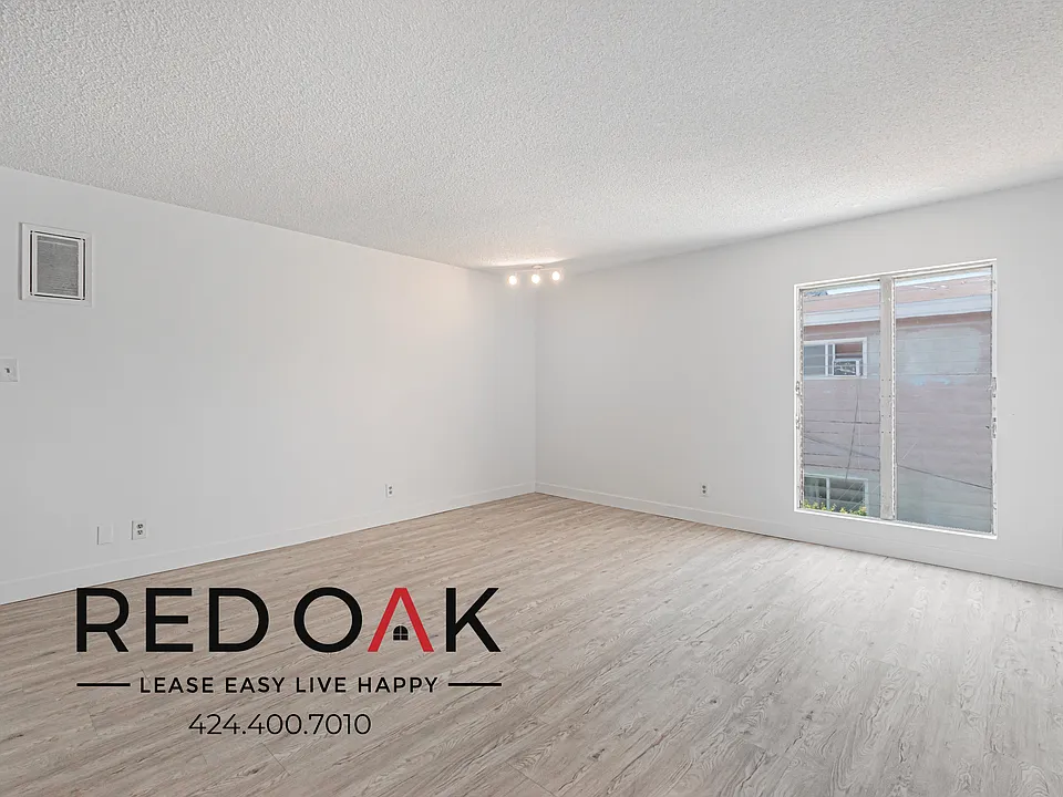 700 Glenway Dr #7