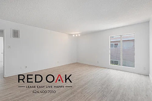 700 Glenway Dr #7 Photo 1