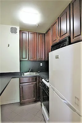 Rented by JK Dansar Corp | media 17