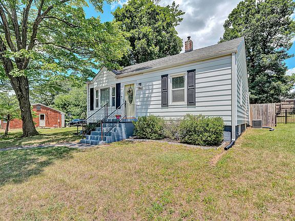 4th image of 3402 Westmoreland Dr