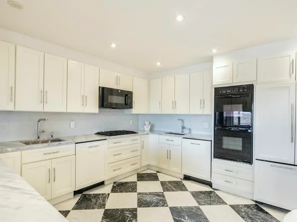 9 Chittenden Avenue image 7 of 14