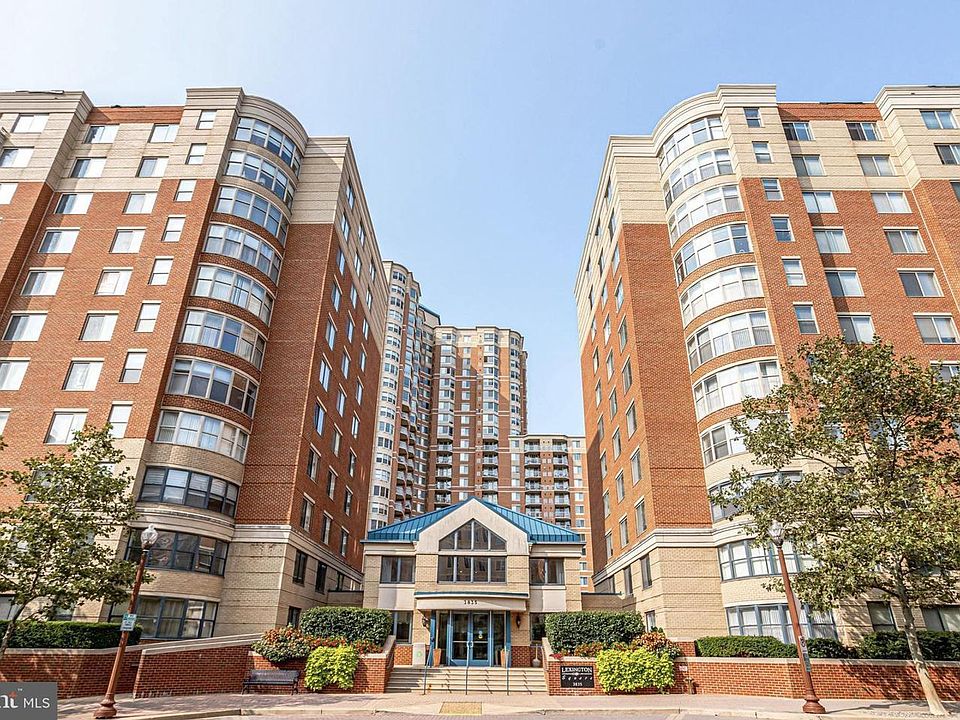 1st image of 3835 9th St #806E