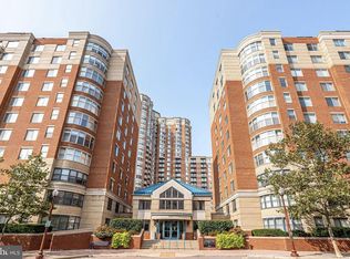 3835 9th St #806E, Arlington, VA 22203