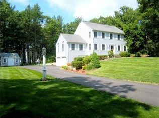 33 Phyllis Rd, Foxboro, MA 02035