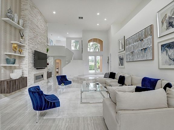 Home For Sale In Broken Sound Country Club