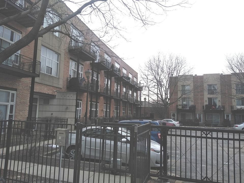 1st image of 1844 S Michigan Ave Unit 107