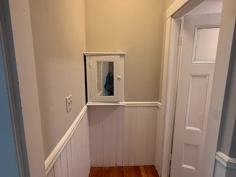32 Walnut St #2 — Photo 12