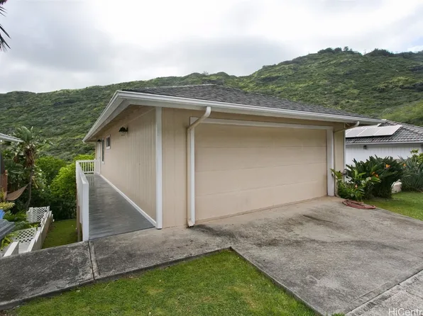 1339 Miloiki St, Honolulu, HI 96825